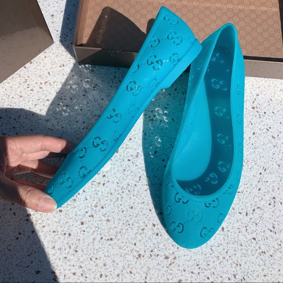 NIB Authentic Gucci Laser-cut GG Web Jelly Rubber Slipper Flats Blue 5 - Picture 5 of 7